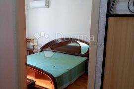 Vojak, solidan stan na dobroj lokaciji, Rijeka, Appartamento