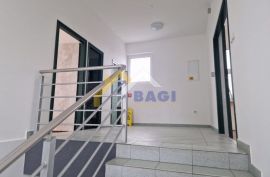 Poslovni prostor, Karlovac, uredski, 120m2, Karlovac, Propriété commerciale