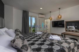 Opatija-Mošćenička draga dvojna villa sa bazenom 202 m2, Mošćenička Draga, بيت