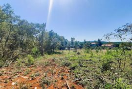 ISTRA, GROŽNJAN - Građevinsko zemljište 1000m2 u mirnom naselju, Grožnjan, Terrain