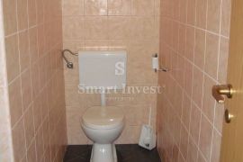 MATULJI, strogi centar poslovni prostor 135 m2, Matulji, Commercial property