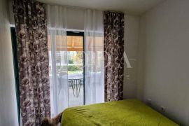 Krk - apartman u prizemlju, Krk, Appartement