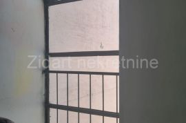 Zemun polje, Franje Krča, 2.5 stan na prodaju, Zemun, Appartement