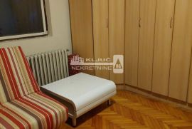 Sombor, centar, plac 1600 sa dva objekta ID#1773, Sombor, House