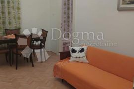 Veliki stan za najam na Belvederu, Rijeka, Appartement