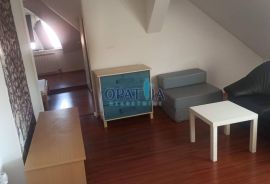 Zagreb - centar, prodaje se zanimljiv stan u potkrovlju, Donji Grad, Appartement