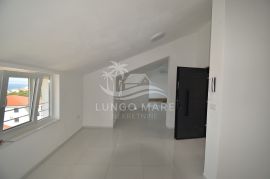 CRIKVENICA, NOVOGRADNJA, 110m2, 3SB+DB, prodaja!, Crikvenica, Stan