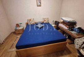 Otok Krk, Malinska, apartmanska kuća s pogledom na more, Malinska-Dubašnica, House