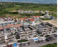 ZADAR, PRIVLAKA Zgrada sa 6 stanova pored mora sa svim dozvolama!, Privlaka, Appartamento