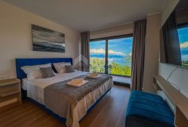 OPATIJA, LOVRAN - novonamještena moderna vila 400m2 s bazenom blizu Opatije, panoramski pogled na more, Opatija - Okolica, Σπίτι