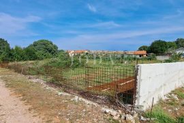 Građevinsko zemljište u okolici Malinske, Malinska-Dubašnica, Land