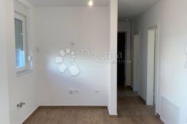 Mali stan s vrtom, Trešnjevka - Sjever, Appartement