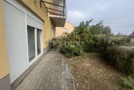 KASTAV, RUBEŠI - stan u prizemlju s okućnicom, Kastav, Appartment