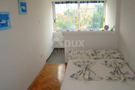 OTOK PAG, GRAD PAG, apartman 50 m od mora, predivan pogled, Pag, Appartment