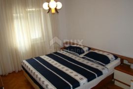 OTOK PAG, GRAD PAG, apartman 50 m od mora, predivan pogled, Pag, Flat