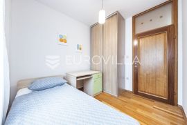 Zagreb, Nemetova, odličan četverosoban stan NKP 130,38 m2, Zagreb, Appartement