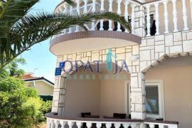 Vir, 300m od plaže, trosobni apartman, Vir, Διαμέρισμα