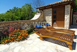 Istra, Barban, eko vila od rustikalnog istarskog kamena sa vlastitom solarnom elektranom, eko certifikatom, podno grijanje, Barban, Famiglia