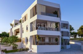 Vodice - luksuzni stan u novogradnji u blizini plaže, 139 m2, Vodice, Apartamento