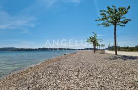 Vodice - stan u novogradnji u blizini plaže, 81 m2, Vodice, Kвартира