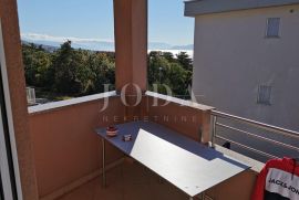 Prekrasan 3-sobni stan s pogledom na more, parkingom i balkonom – Na prodaju!, Crikvenica, Appartamento