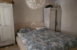 OTOK KRK, NJIVICE - Etaža kuće na prvom katu s dva apartmana, Omišalj, Appartement