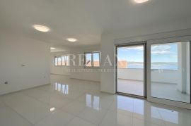 Crikvenica - Stan u novogradnji 122 m2, Crikvenica, Appartamento