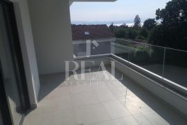 Namješten stan Njivice otok Krk 2S+DB 56,06m2, Omišalj, Apartamento