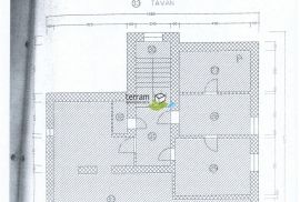 Istra, Pula, Veruda, stan u austrougarskoj vili, II. kat, 145m2, 4SS, potrebna adaptacija!, Pula, Wohnung