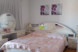 Istra, Pula, Šijana prodaje se samostojeća kuća 130m2, Pula, Famiglia