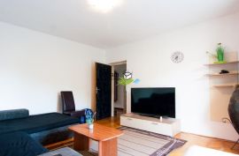 Istra, Nova Veruda, stan 75m2, 3SS+DB, I. kat, parking. namješteno!! #prodaja, Pula, Appartement