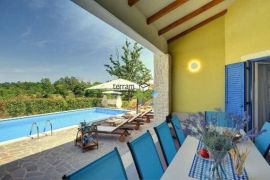 Istra, Savičenta, okolica, nova kuća sa bazenom, 250m2, 5SS+DB, namješteno!! #prodaja, Svetvinčenat, Casa
