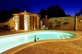 Istra, Barban, kamena renovirana vila, 150m2 s bazenom, #prodaja, Barban, Дом