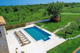 Istra, Krnica, Villa 280m2 s bazenom, golf igralištem i tenis terenom, #prodaja, Marčana, Дом