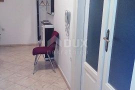 RIJEKA, CENTAR - Gospodski stan u centru, s liftom, Rijeka, Appartement