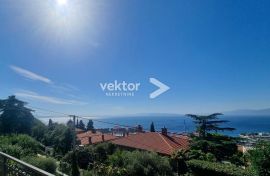 Trsat, dvoetažni stan s panoramskim pogledom, Rijeka, Kвартира
