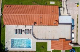 ISTRA, LABIN - Prekrasna vila s bazenom 205 m2, Labin, Casa