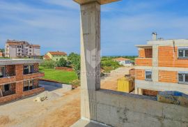 Umag, okolica, novogradnja! Predivan stan sa pogledom na more!, Umag, Appartment