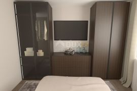 OPATIJA, CENTAR – luksuzan objekt od 155m2 s privatnim bazenom, wellness, concierge, recepcija, garaža, Opatija, Διαμέρισμα