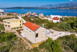 ZADAR, NOVIGRAD - Visoko kvalitetna kamena kuća 150 m od mora, Novigrad, House