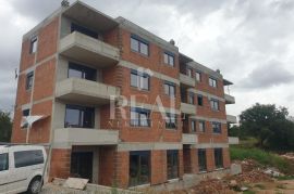 TAR-STAN U NOVOGRADNJI, 2S+DB OD 66 m2, Tar-Vabriga, Apartamento