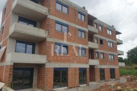 TAR-STAN U NOVOGRADNJI, 2S+DB OD 66 m2, Tar-Vabriga, Apartamento