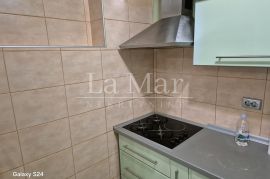 Trg Lovre Matačića, Sesvete - 63m2, useljivo odmah, 4.kat, Sesvete, Flat