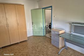 Trg Lovre Matačića, Sesvete - 63m2, useljivo odmah, 4.kat, Sesvete, Flat