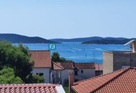 VODICE, novo, moderan stan, 300 m do mora, 2.kat, lift, garaža, Vodice, Appartement