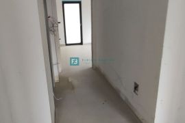 VODICE, novo, moderan stan, 300 m do mora, 2.kat, lift, garaža, Vodice, Appartement