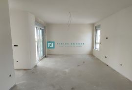 VODICE, novo, 400 m do mora, top lokacija, 1.kat, S5, Vodice, Apartamento