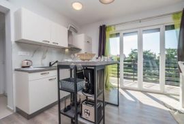 Apartmanska kuća s panoramskim pogledom na more, Poreč, Σπίτι