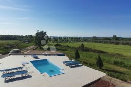 Apartmanska kuća s panoramskim pogledom na more, Poreč, Famiglia