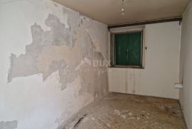 ISTRA, SVETVINČENAT - Kamena kuća za adaptaciju, Svetvinčenat, House